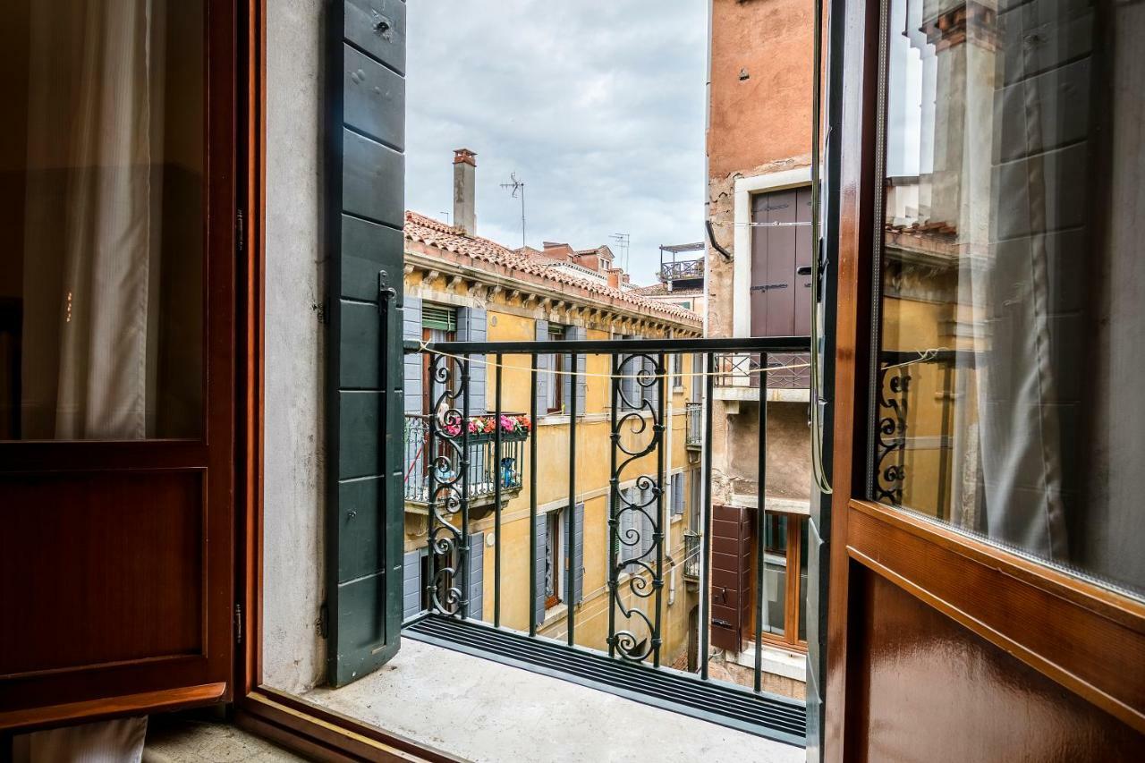 Ca' Dada Appartamento Venice Luaran gambar